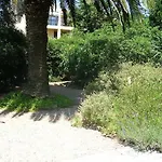 Les Troenes By Interhome Fréjus