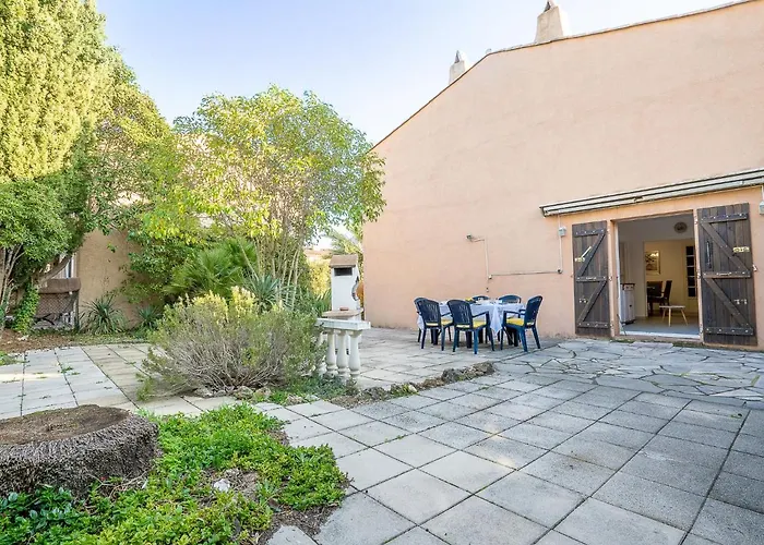 Les Troenes By Interhome