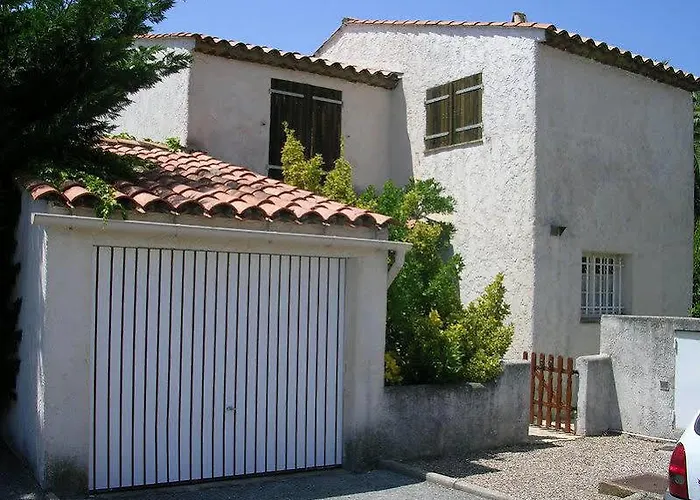 Les Troenes By Interhome