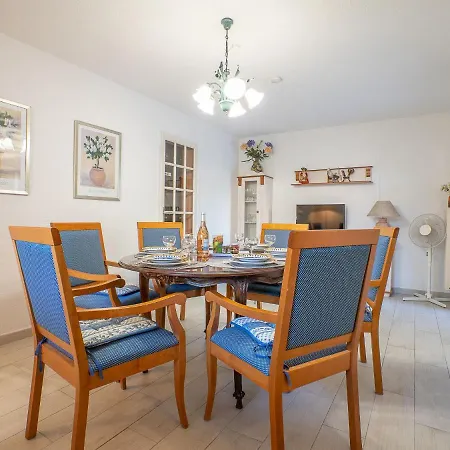 Les Troenes By Interhome